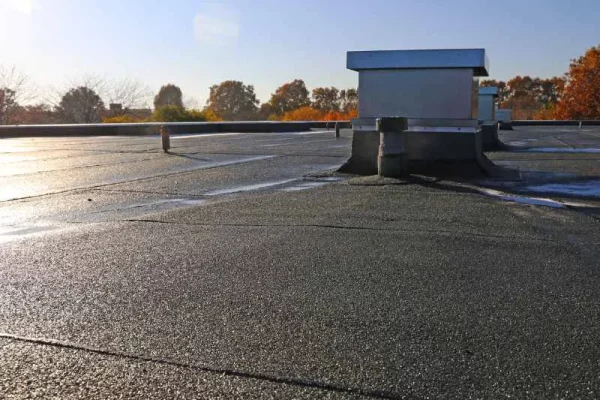 Couvreur à Mérignac pour l'étanchéité d'un toit terrasse
